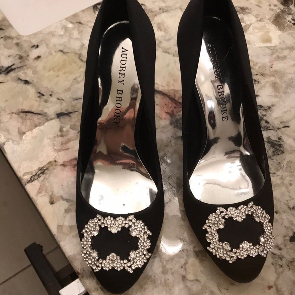 Brand new diamond black heels